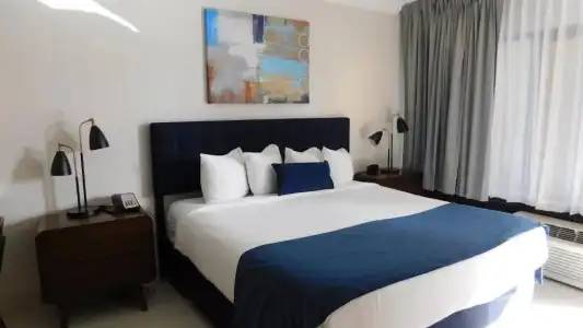 Boca Plaza - 51