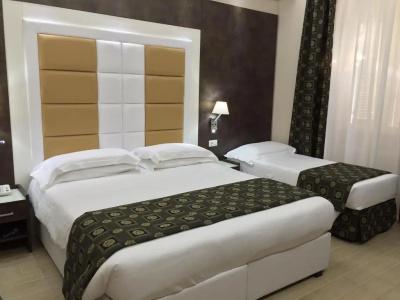 Relais Trevi 95 Boutique - 49