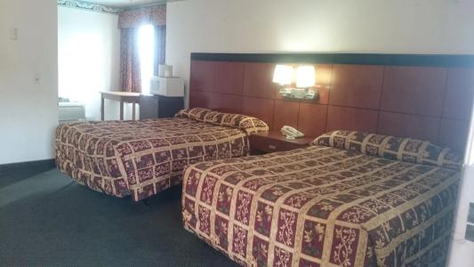Monterey Fairgrounds Inn - 19
