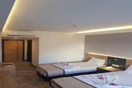Clover Magic Park Side Otel - 6