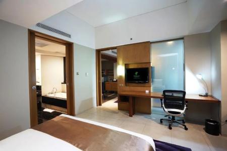 Holiday Inn Bandung Pasteur by IHG - 93