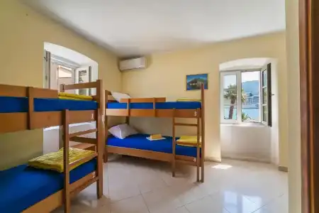 Montenegro Hostel 4U - 16