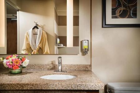 Staypineapple, Rose, Downtown Portland - 110