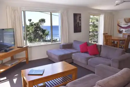Beachside Holiday Apartments - 62