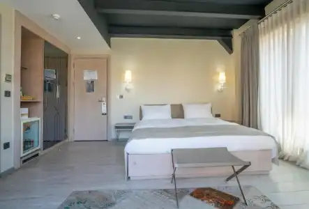 The Gate 30 Suites - 80