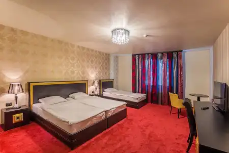 Elegance - 39