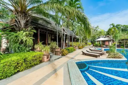 Botany Beach Resort Pattaya - 111