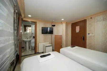MAXWELL Boutique-hotel - 34