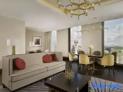The Ritz-Carlton - 88