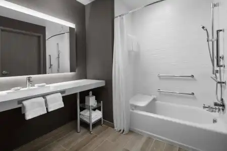AC by Marriott Miami Dadeland - 8