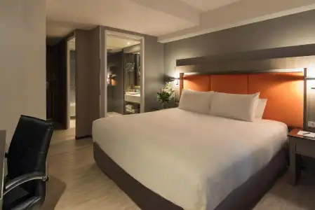 Grand 5 & Plaza Sukhumvit Bangkok - 4
