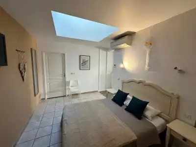 Hôtel Chiffre - 105