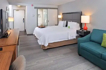 Hampton Inn & Suites By Hilton Calgary- University Northwest - 73