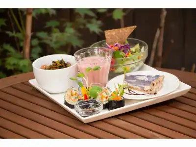 Bougain Villea Sapporo - 6