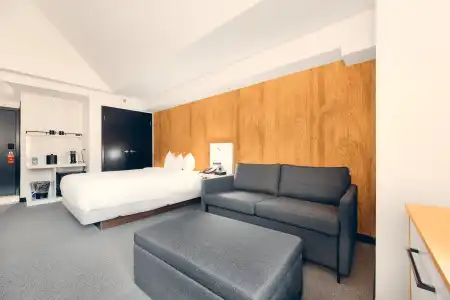 Aava Whistler - 4