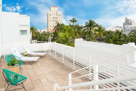 Kenmore Village, South Beach - 16