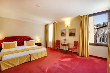 Dona Palace - 3