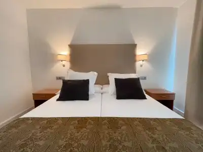 Fay Victoria Beach - 63