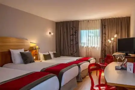 HÔTEL C Suites Chambres Spacieuses - 69