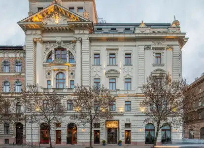 Mystery Budapest, Preferreds & Resorts - 31