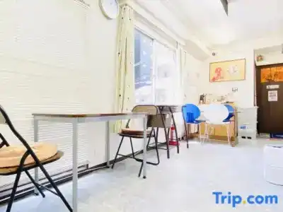 GUEST HOUSE B's Five II - Hostel - 140