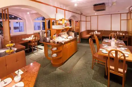 Mama Muh Self-Check-IN - 16