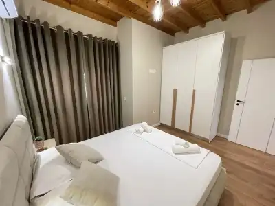 Arial Penthouse Suites - 292