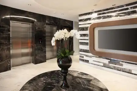 Veyrons & Spa - 1