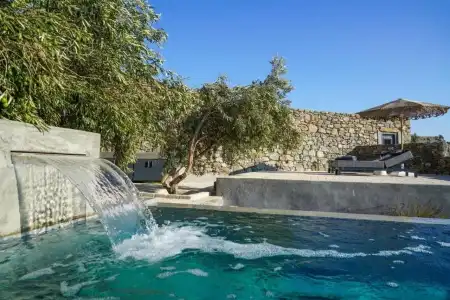 Ikies of Mykonos - 9
