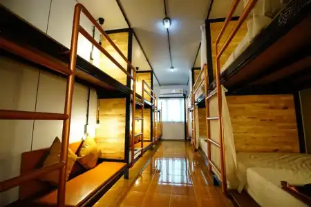 Sleep Owl Hostel - 41
