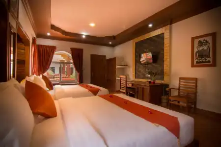 Ravorn Villa Boutique - 4