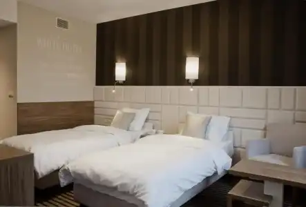 White Resort - 44