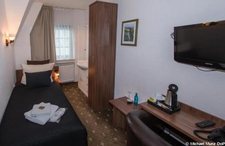 Und Restaurant Löwenbräu Köln - 55