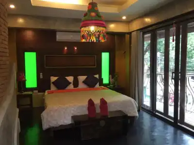 Soi One Boutique Bedrooms - 39