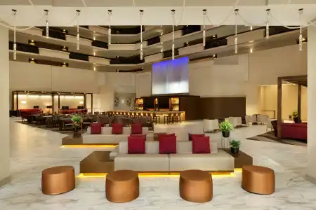 Embassy Suites by Hilton Phoenix Downtown North - 40