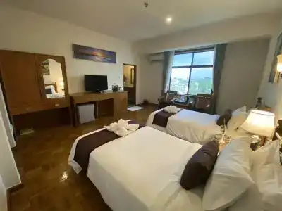 E-Outfitting Golden Country - 9