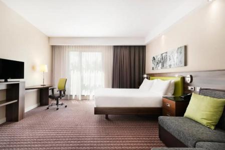 Hampton by Hilton Krakow - 40