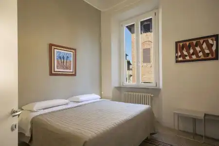 Regis Condo - 141