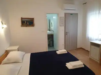 Golden B&B - 77