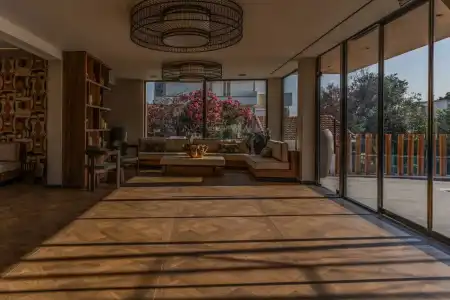 Eleonas Aparts - 23