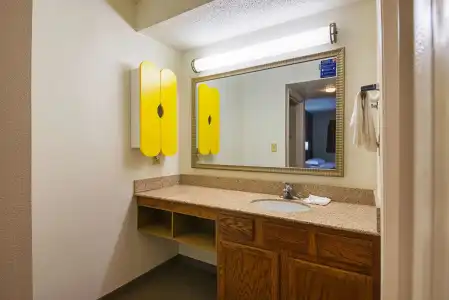 Studio 6 Extended Stay - Greensboro, NC - 3