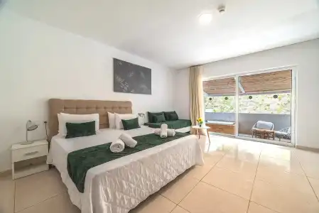 Bamboo Suites Adults Only - 93