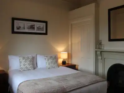 Seymours on Lydiard - 1