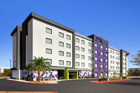 Spark By Hilton Las Vegas Airport - 20