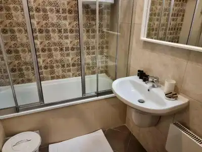 BOUTIQUE Entry E - 41
