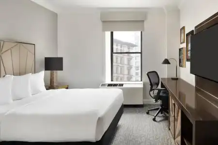 Martinique New York on Broadway, Curio Collection by Hilton - 63