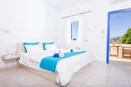 Bella Santorini - 62