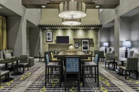 Hampton Inn & Suites Los Angeles/Hollywood - 18