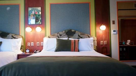 Boutique Castillo Rojo - 91