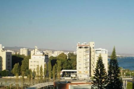 Eden Beach Apartments - 312